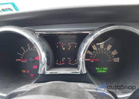 2009 Ford Mustang V6 Premium из США, поврежденный, VIN 1ZVHT80N395115659